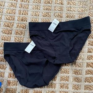 two pairs of brand new aerie bikini ribbed hipster underwear